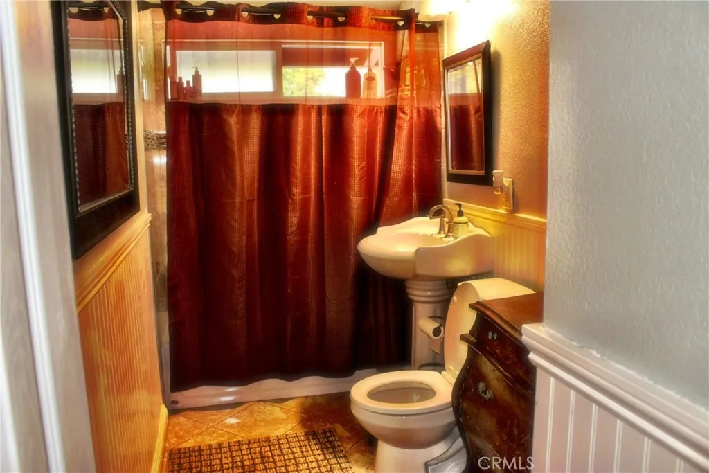 1825 Tedmar Avenue, Anaheim, California 92804 home-pic-14