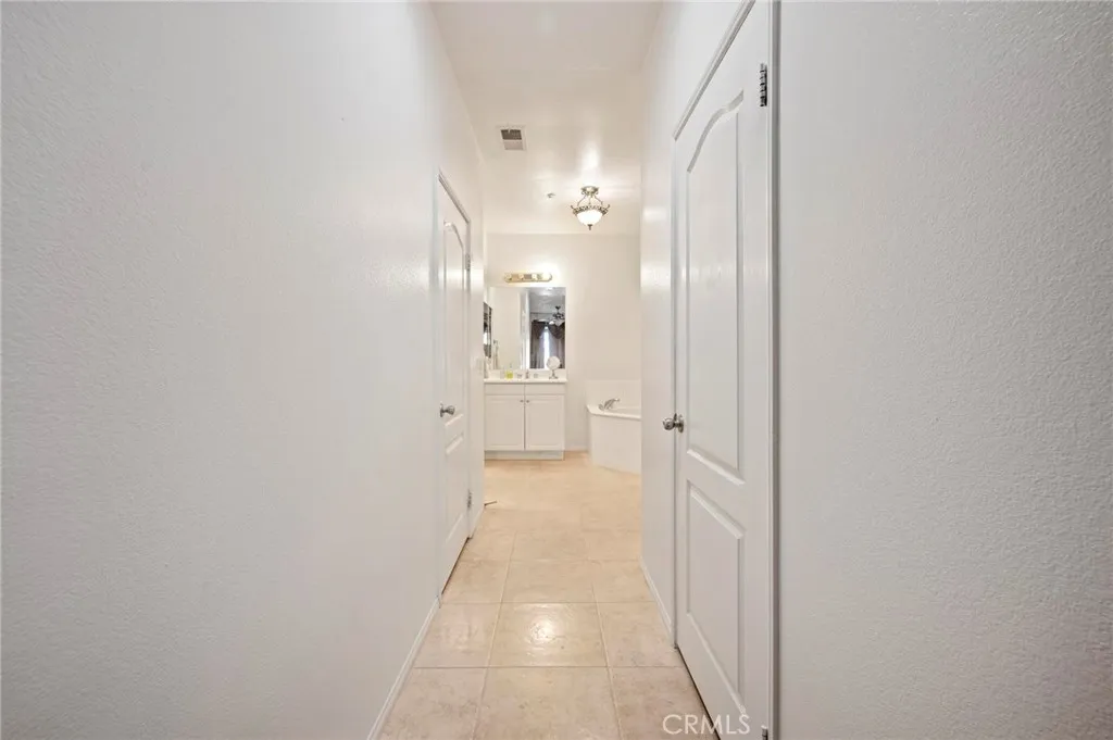 3720 Jasper Trail, Palm Springs, California 92262 home-pic-17