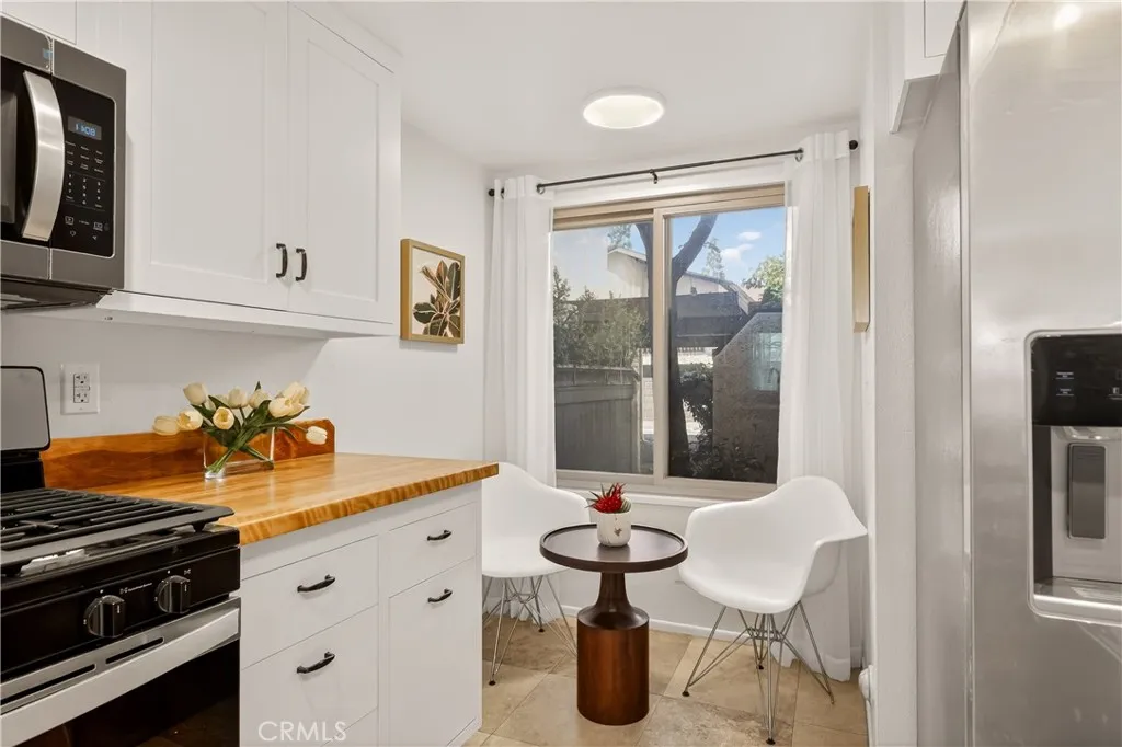 6716 Clybourn 157, North Hollywood, California 91606 home-pic-11