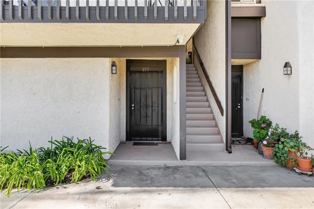 6716 Clybourn 157, North Hollywood, California 91606 home-pic-2