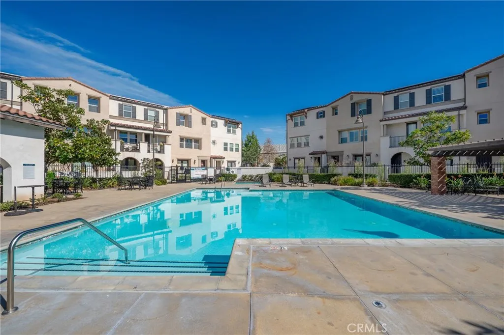 619 W Foothills Blvd 53, Glendora, California 91741 home-pic-31