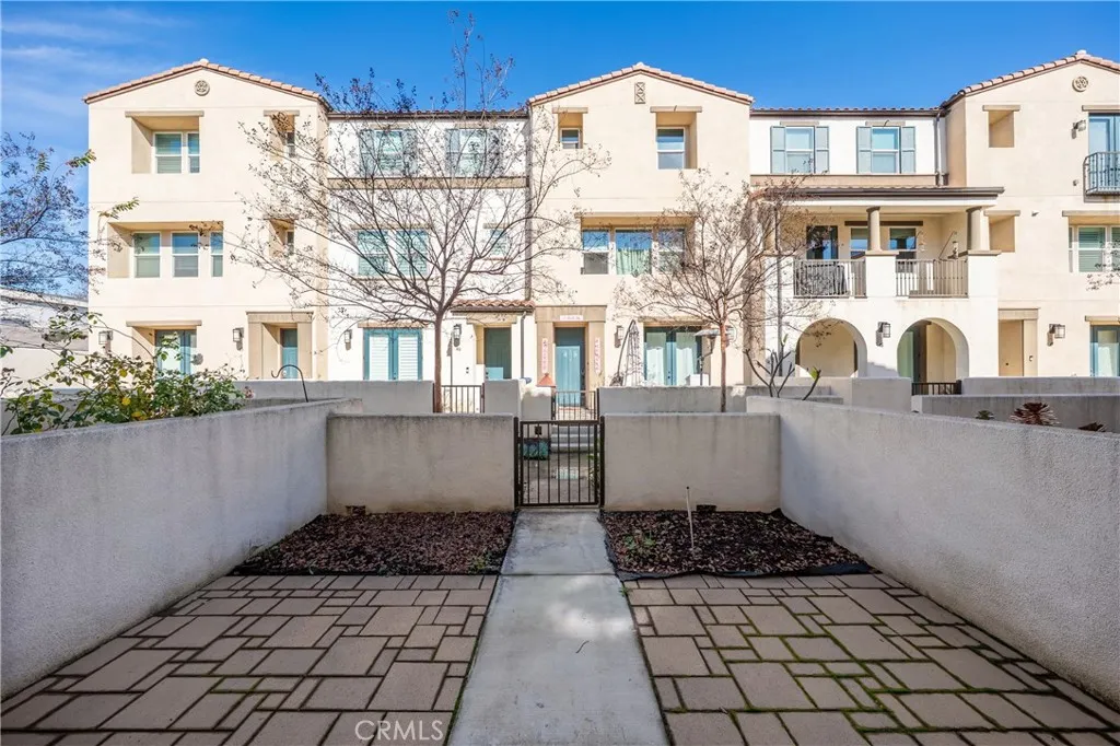 619 W Foothills Blvd 53, Glendora, California 91741 home-pic-25