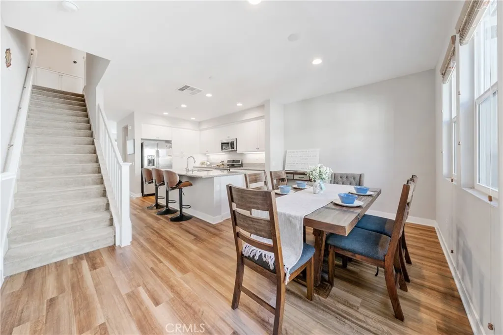 619 W Foothills Blvd 53, Glendora, California 91741 home-pic-8