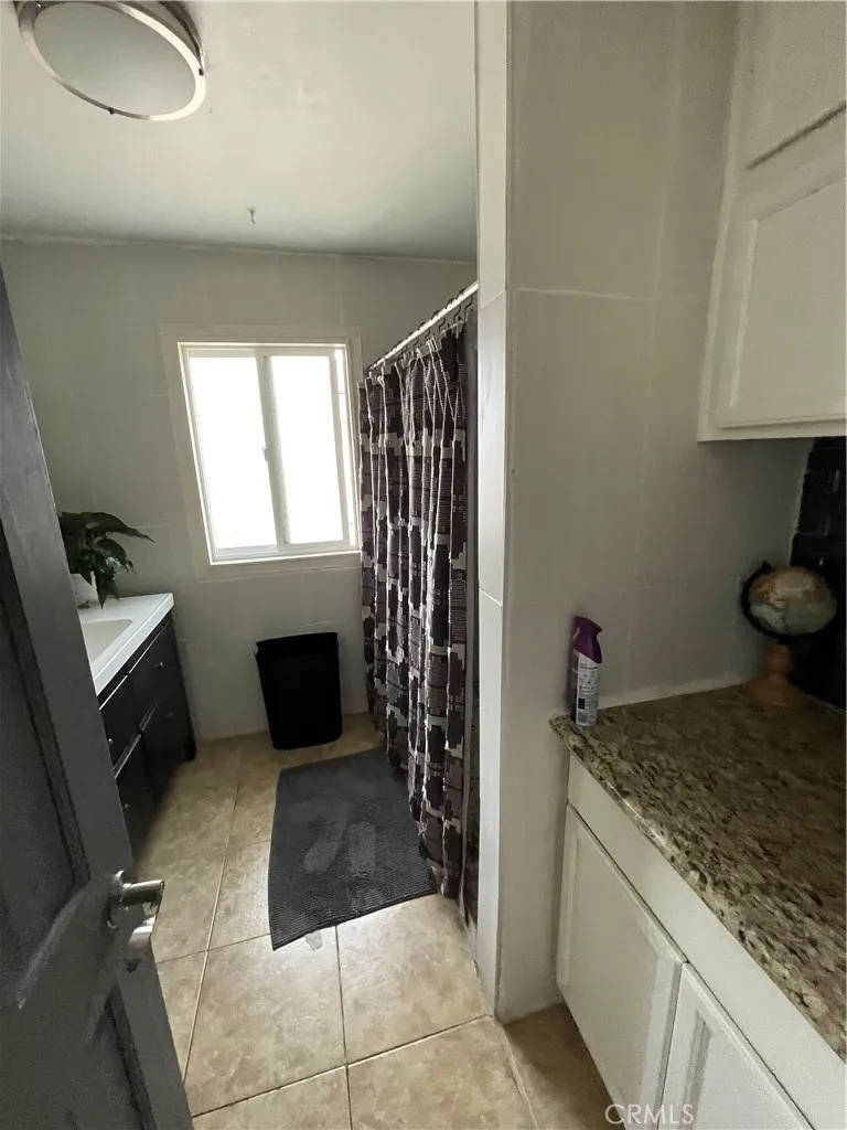 2851 Lancer, Pomona, California 91768 home-pic-17