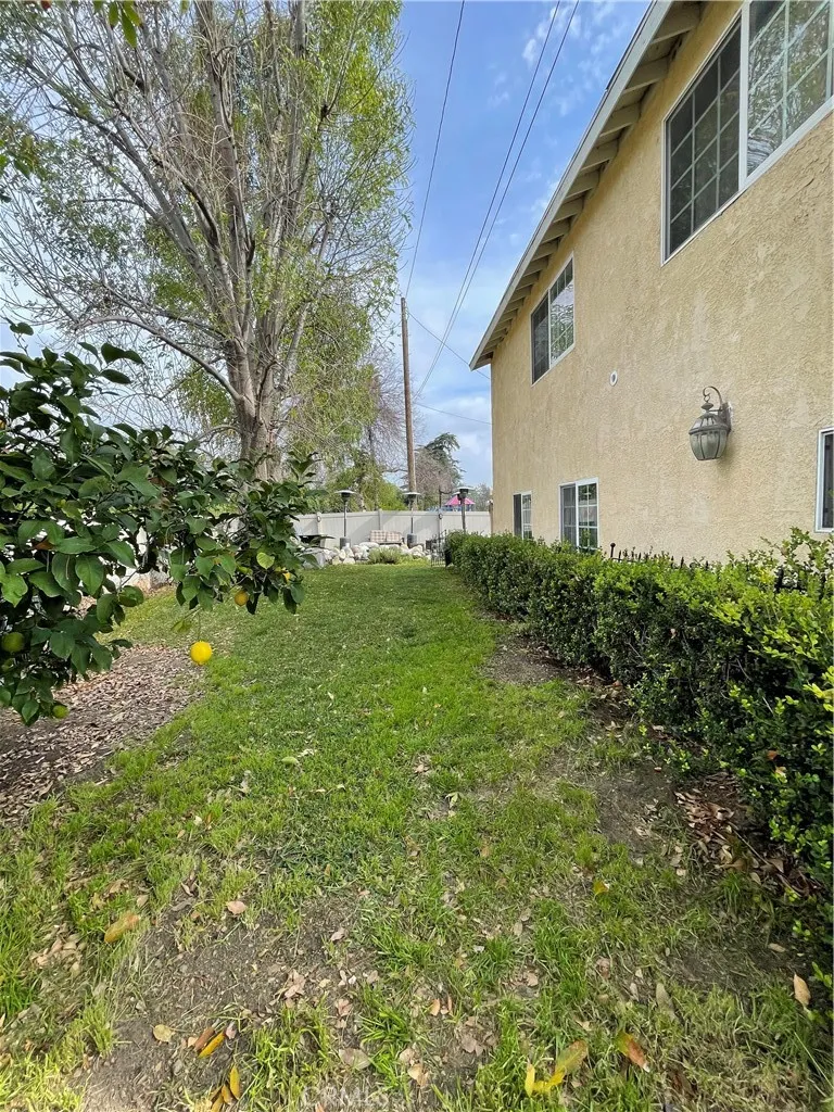 2851 Lancer, Pomona, California 91768 home-pic-21