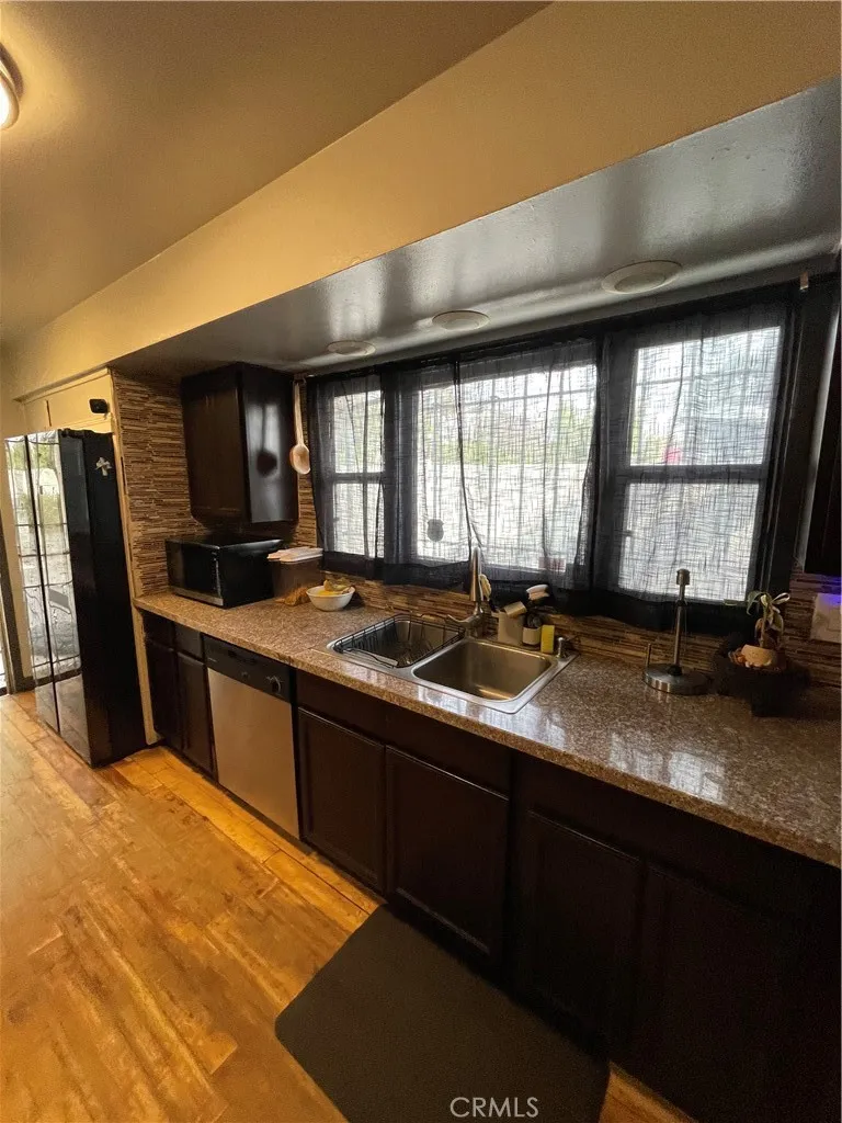 2851 Lancer, Pomona, California 91768 home-pic-10