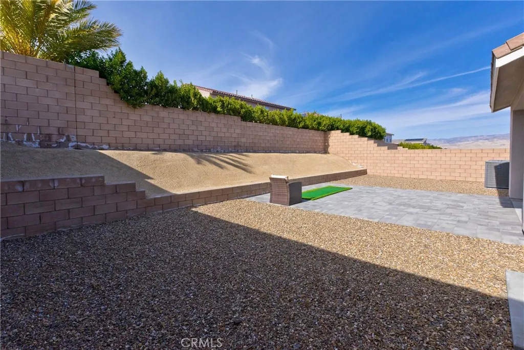 36017 Wallace St, Palm Desert, California 92211 home-pic-8