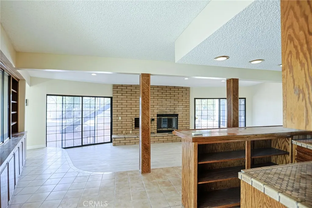 3150 Julcrest, Yucca Valley, California 92284 home-pic-10