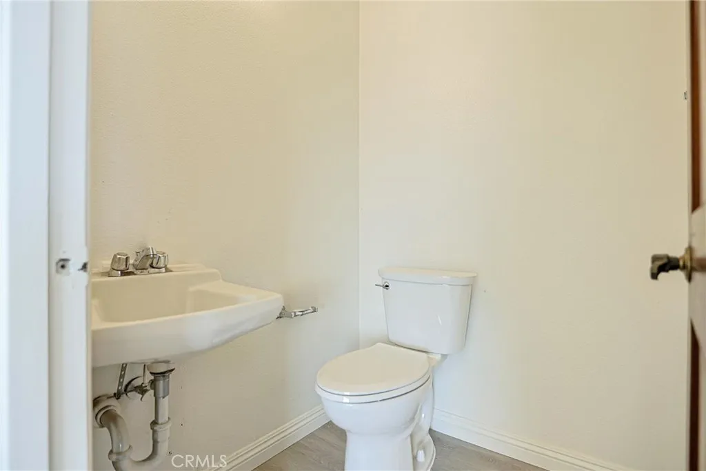 3150 Julcrest, Yucca Valley, California 92284 home-pic-30