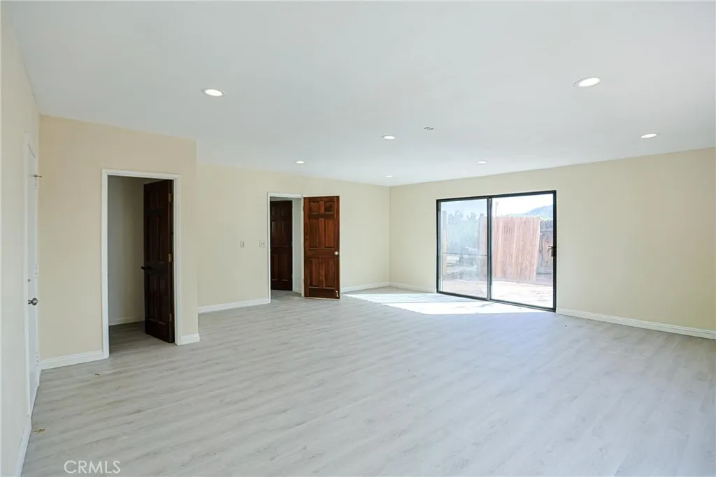 3150 Julcrest, Yucca Valley, California 92284 home-pic-29