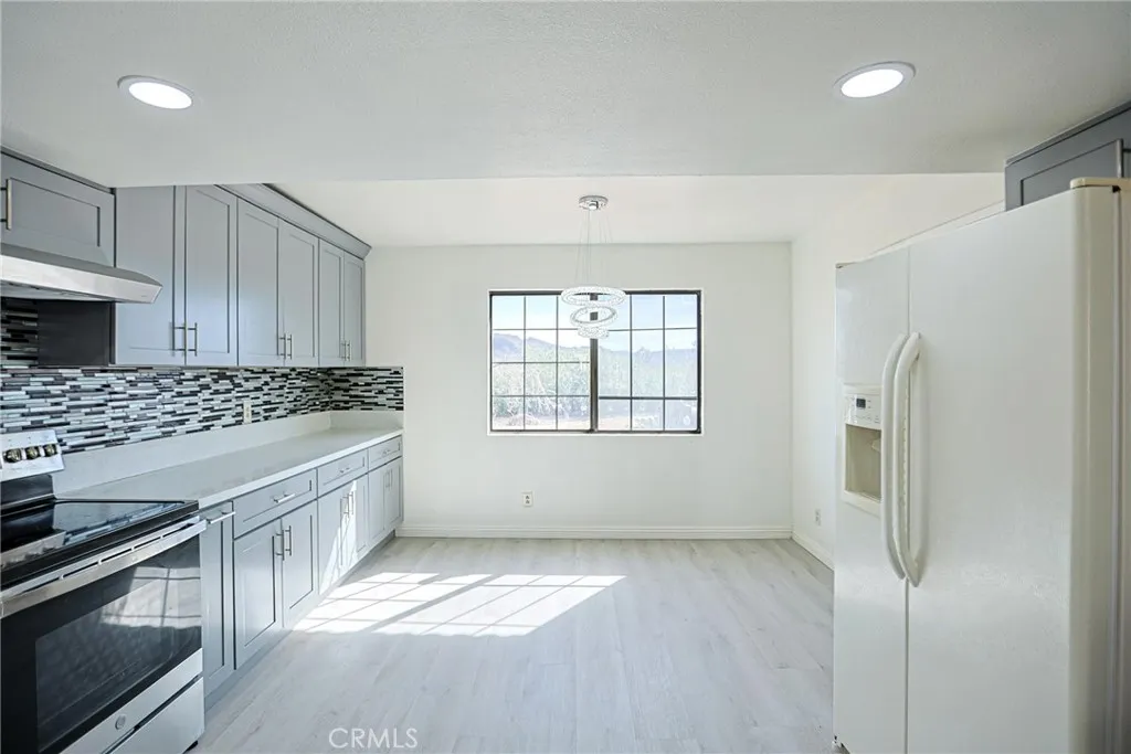3150 Julcrest, Yucca Valley, California 92284 home-pic-20