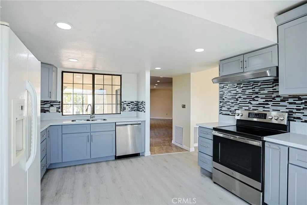 3150 Julcrest, Yucca Valley, California 92284 home-pic-23