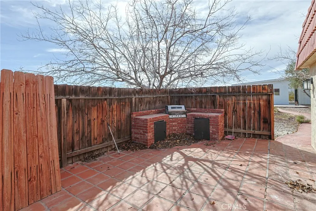 3150 Julcrest, Yucca Valley, California 92284 home-pic-60