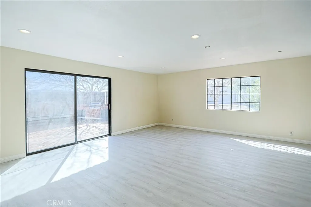 3150 Julcrest, Yucca Valley, California 92284 home-pic-28