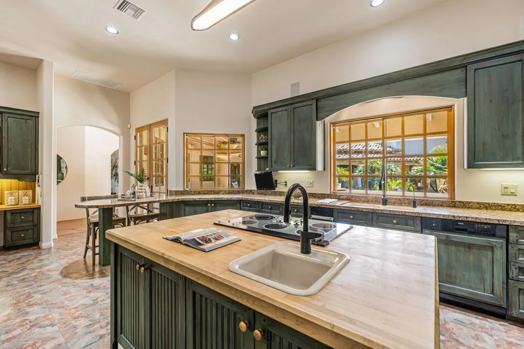 72825 Carriage Trail, Palm Desert, California 92260 home-pic-12