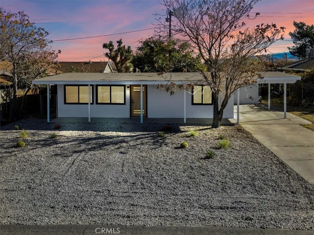 6431 Goleta, Yucca Valley, California 92284 home-pic-23