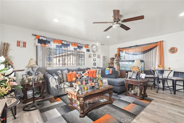 Den/Family Room