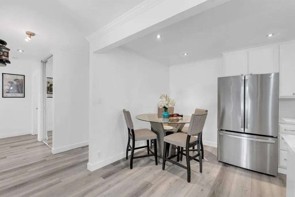 2500 2500 Miramar Ave 203, Castro Valley, California 94546 home-pic-9