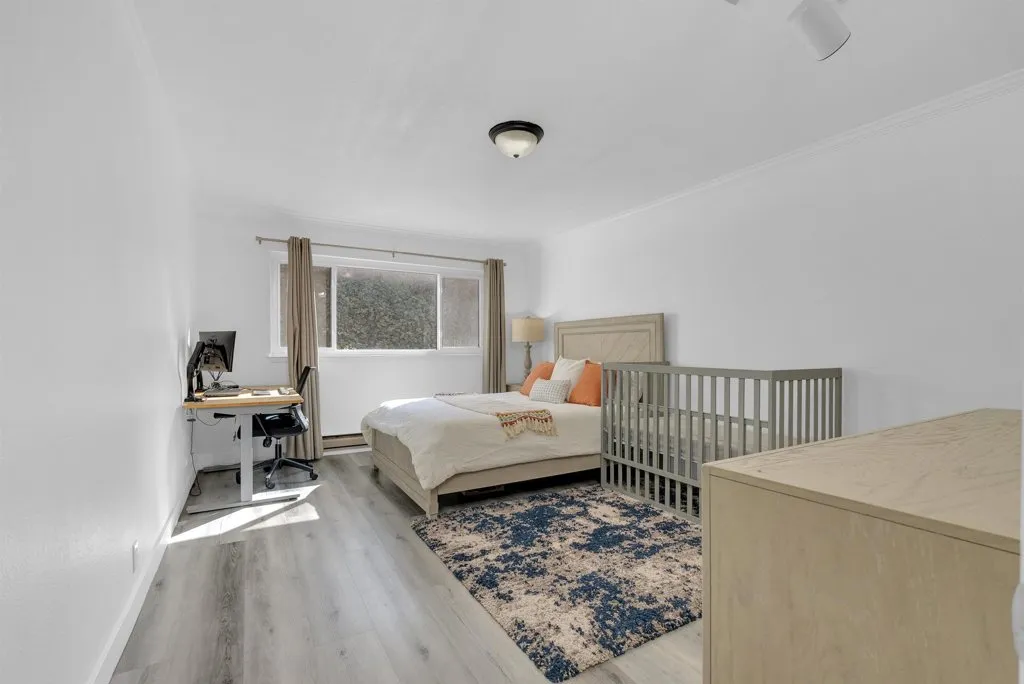 2500 2500 Miramar Ave 203, Castro Valley, California 94546 home-pic-14