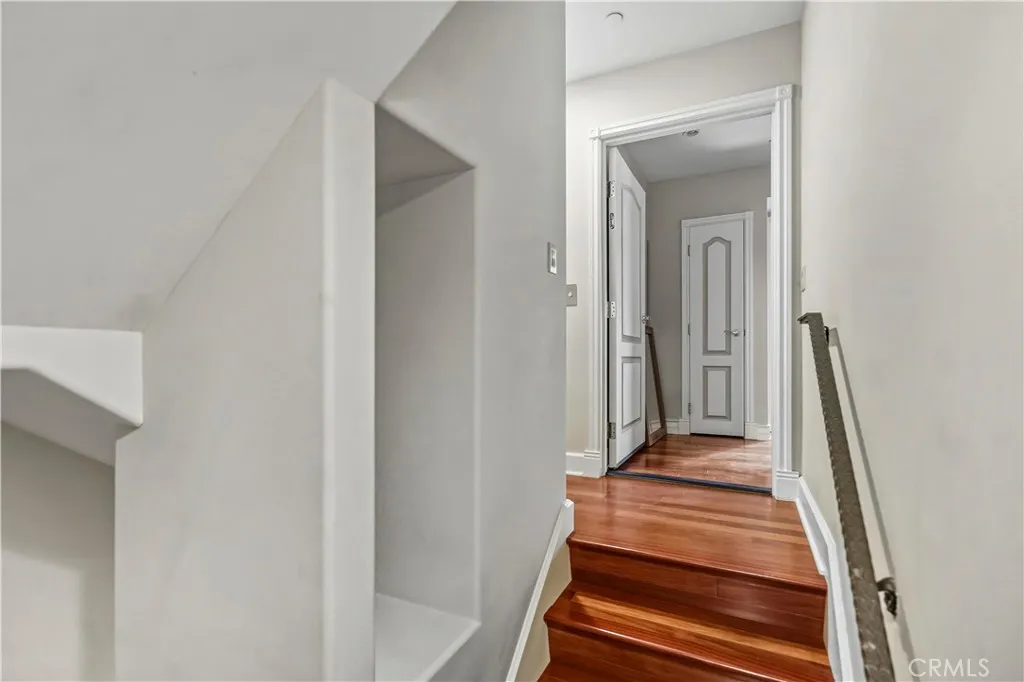 478 S Oakland Ave 2, Pasadena, California 91101 home-pic-12