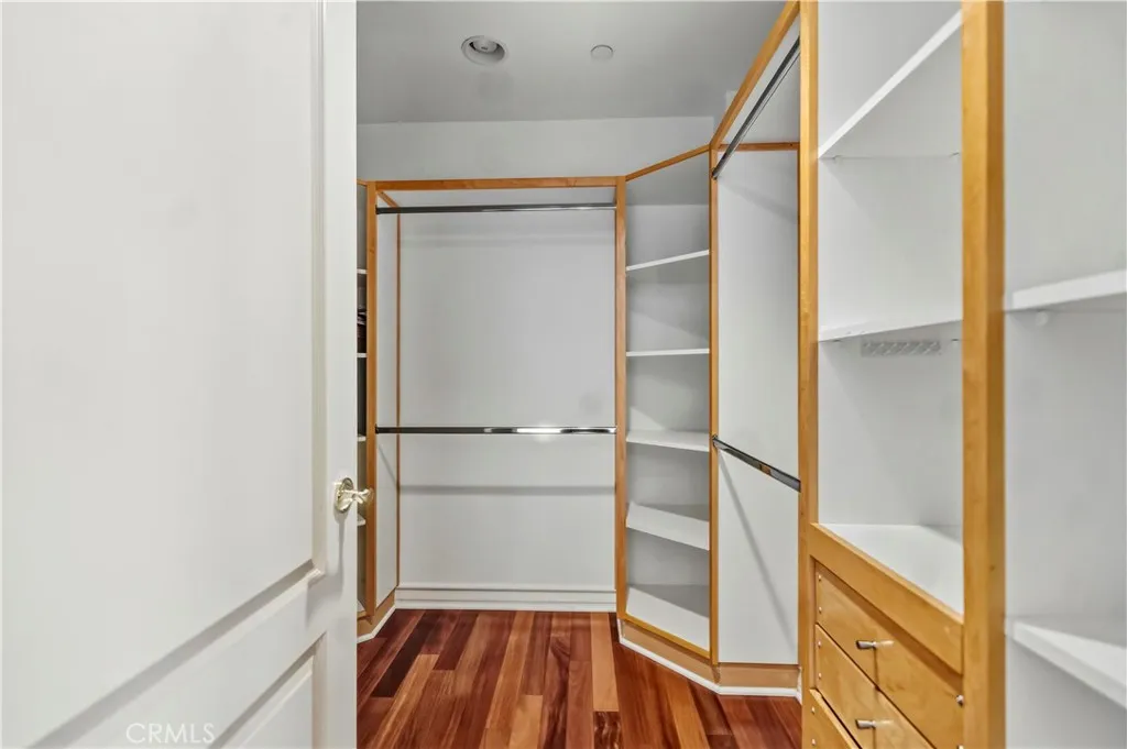 478 S Oakland Ave 2, Pasadena, California 91101 home-pic-15