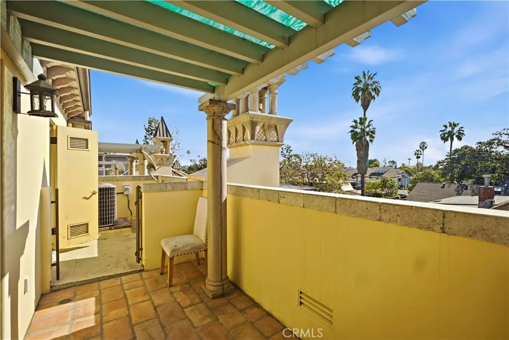 478 S Oakland Ave 2, Pasadena, California 91101 home-pic-28