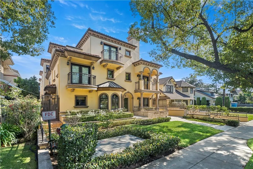 478 S Oakland Ave 2, Pasadena, California 91101 home-pic-40