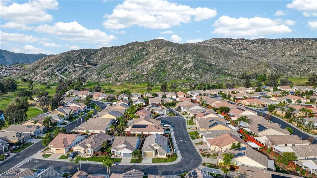 399 Cabrera, Hemet, California 92545 home-pic-47