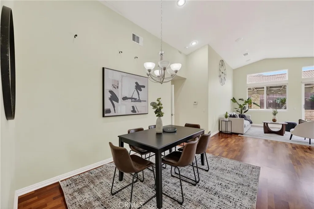 399 Cabrera, Hemet, California 92545 home-pic-11