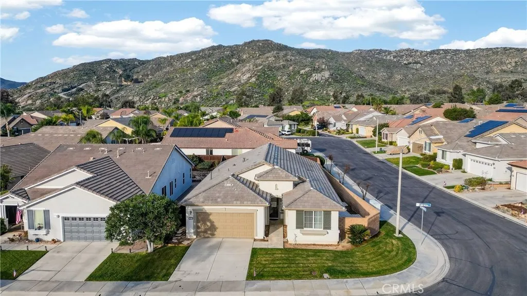 399 Cabrera, Hemet, California 92545 home-pic-5