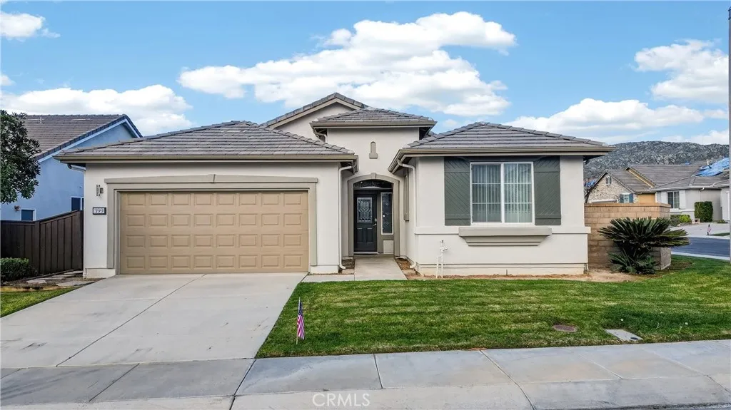 399 Cabrera, Hemet, California 92545 home-pic-2