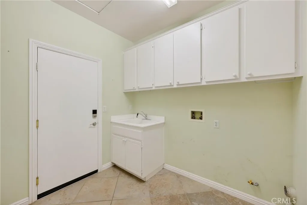 399 Cabrera, Hemet, California 92545 home-pic-32