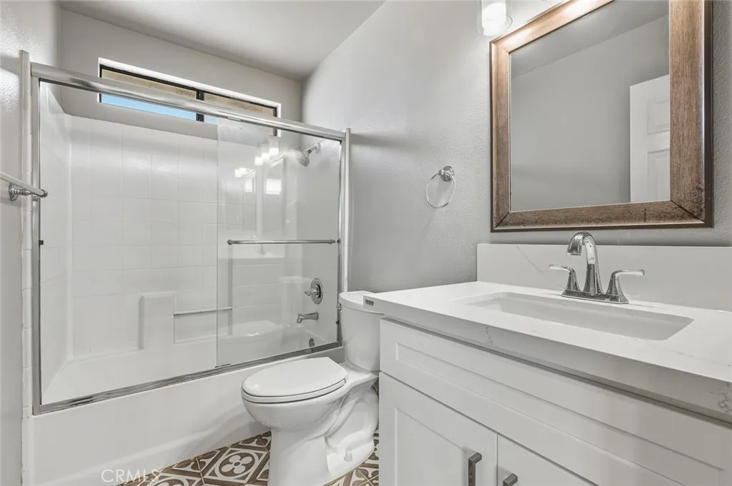 2555 Angelus Ave, Rosemead, California 91770 home-pic-34
