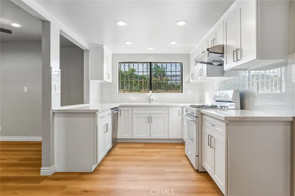 2555 Angelus Ave, Rosemead, California 91770 home-pic-13