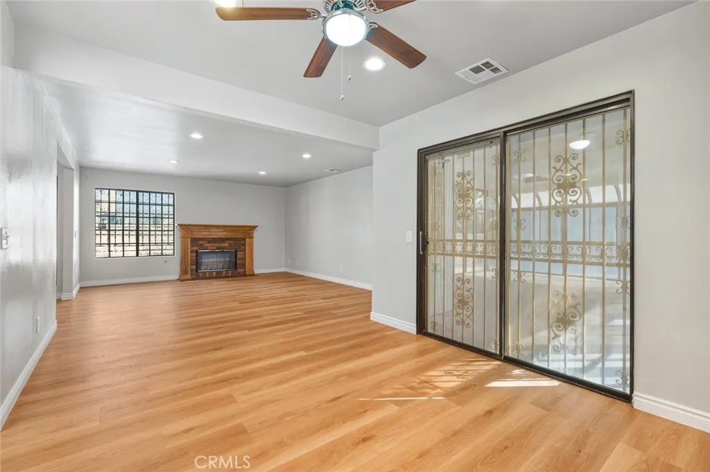 2555 Angelus Ave, Rosemead, California 91770 home-pic-23