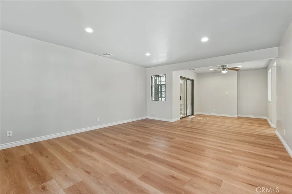 2555 Angelus Ave, Rosemead, California 91770 home-pic-18