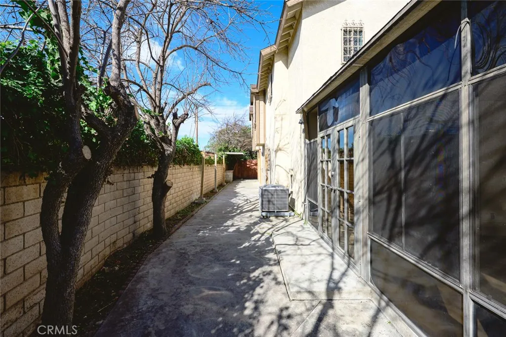 2555 Angelus Ave, Rosemead, California 91770 home-pic-7