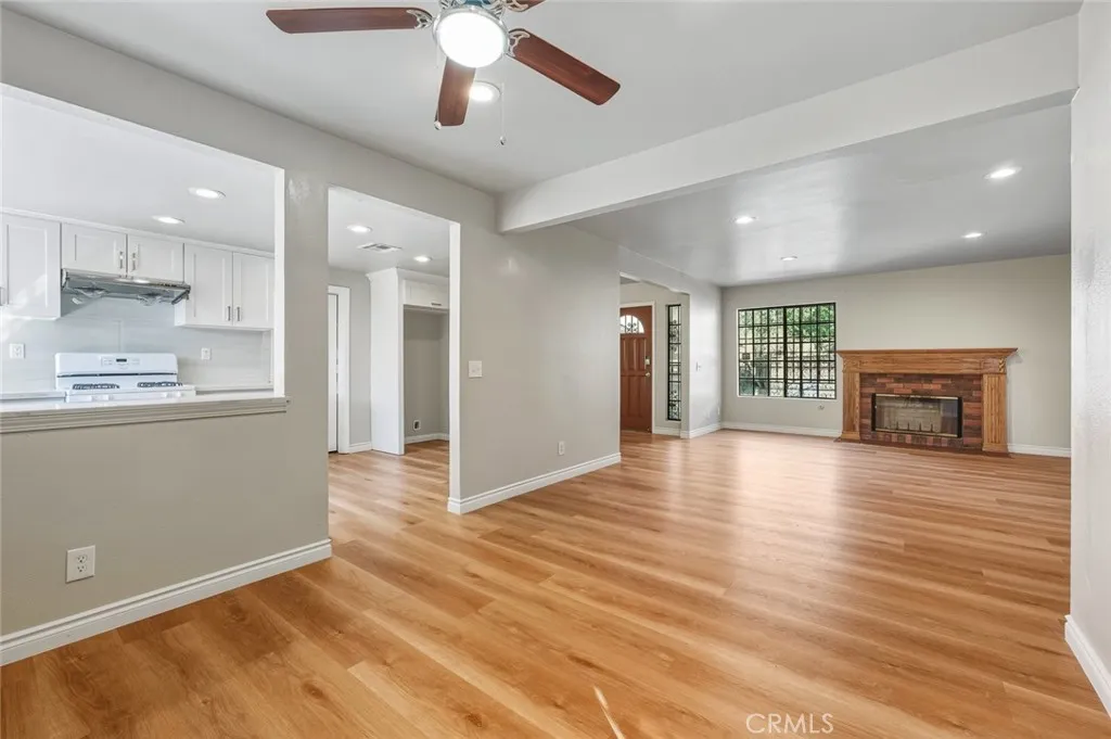 2555 Angelus Ave, Rosemead, California 91770 home-pic-24
