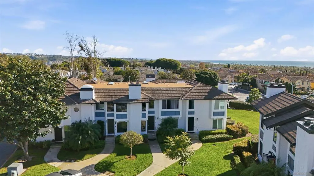 857 Violet Ct, Carlsbad, California 92011 home-pic-1