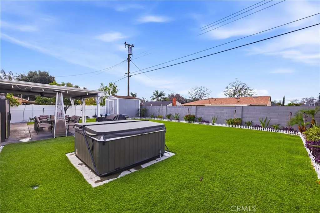 2235 Clover, Simi Valley, California 93065 home-pic-23