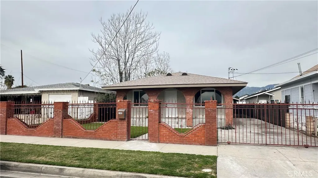 1488 W. 7th Street, San Bernardino, California 92411 home-pic-1