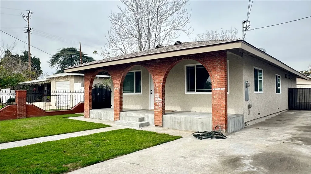 1488 W. 7th Street, San Bernardino, California 92411 home-pic-3
