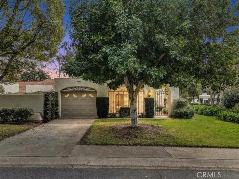 3516 Bahia Blanca W C, Laguna Woods, California 92637 home-pic-1