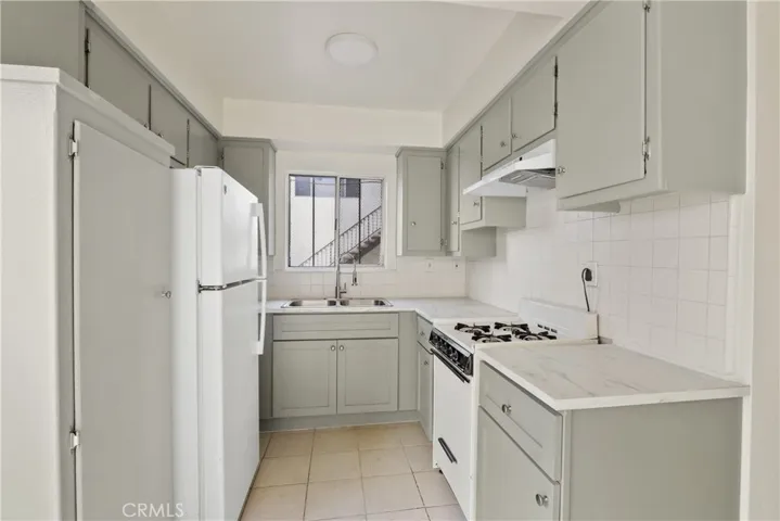 Unit 2 kitchen