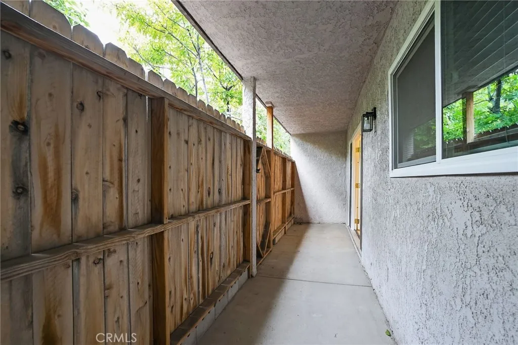 17847 Beneda Ln 4, Canyon Country, California 91351 home-pic-13