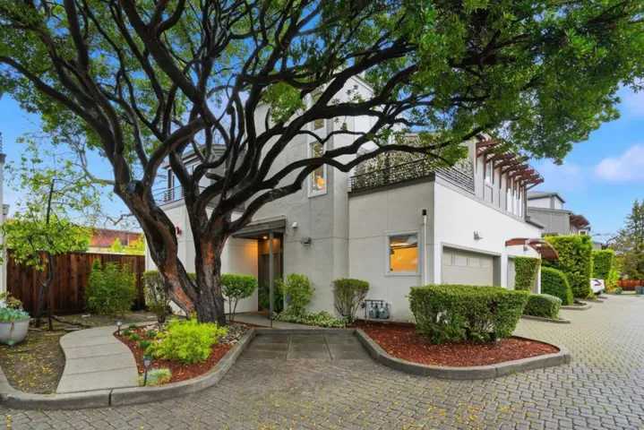 430 Jacobs Court, Palo Alto, California 94306