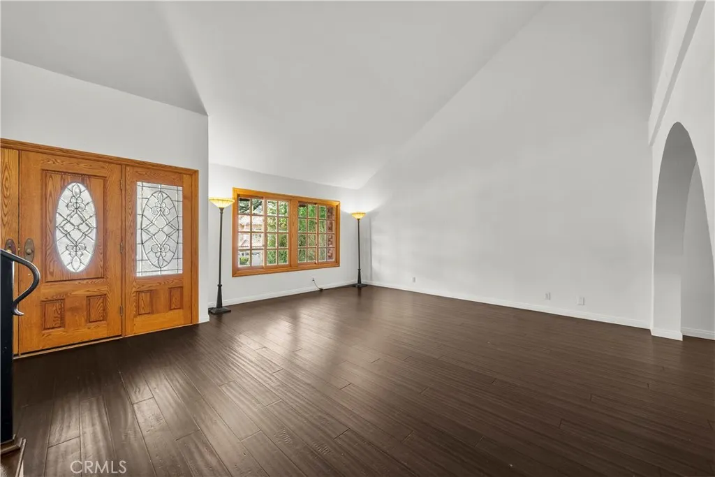 11926 Rexbon, Granada Hills, California 91344 home-pic-8