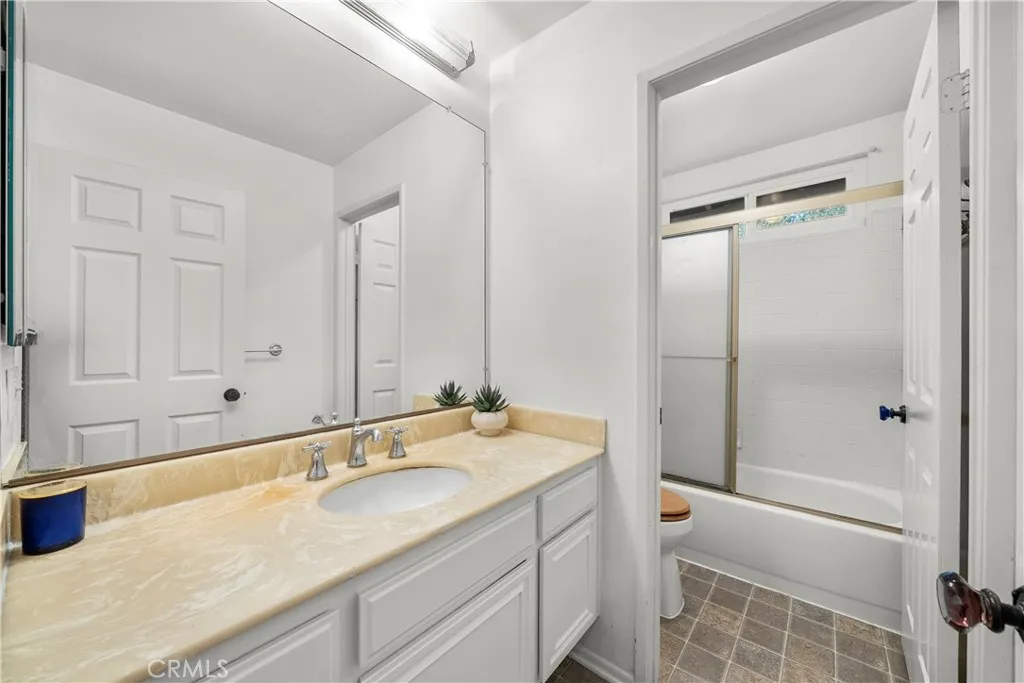 11926 Rexbon, Granada Hills, California 91344 home-pic-26