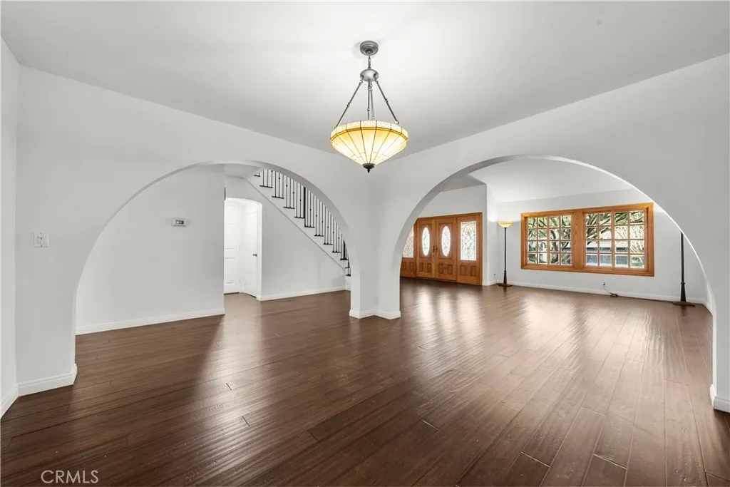 11926 Rexbon, Granada Hills, California 91344 home-pic-7