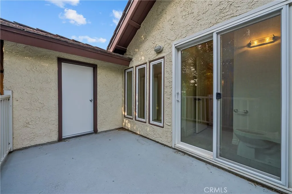 11926 Rexbon, Granada Hills, California 91344 home-pic-23